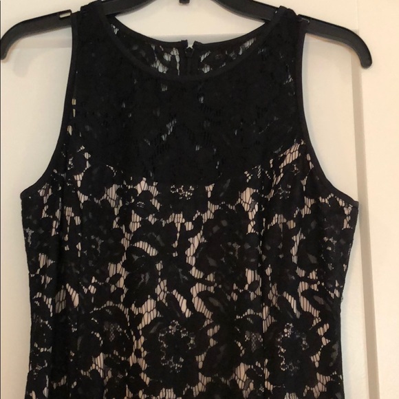 White House Black Market dress. - Picture 3 of 3